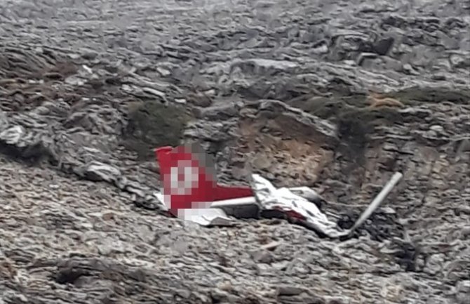 Turska: Pronađena tijela dvojice pilota i olupina aviona koji se srušio juče
