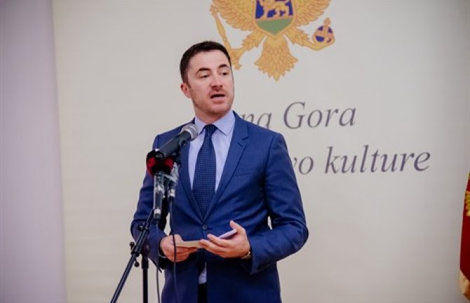 Bogdanović: Vlada posvećeno pristupa rješavanju egzistencijalnih pitanja zaposlenih u kulturi