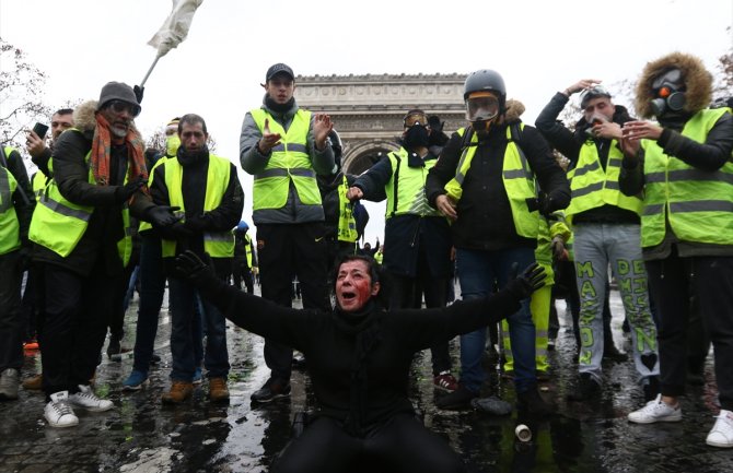 Novi bilans: U Parizu povrijeđene 133 osobe, privedene 412