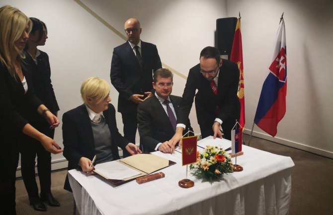 Potpisan Protokol o unapređivanju ekonomske saradnje sa Slovačkom