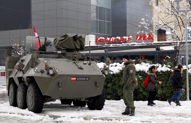 NATO žali zbog poteza Kosova, pojačano prisustvo KFOR-a u Sjevernoj Mitrovici
