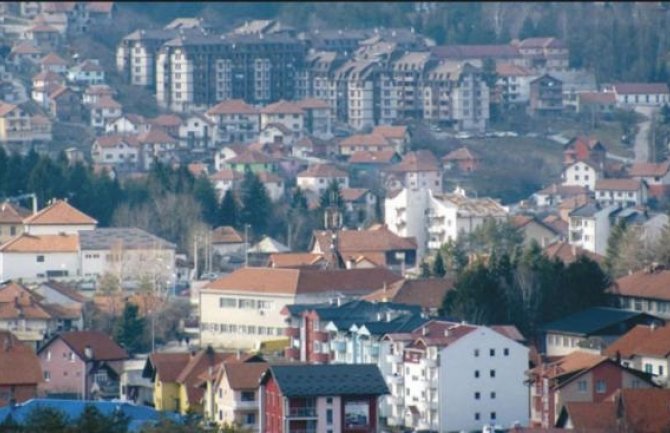 SNP: Vlada i Opština da preduzmu konkretne mjere radi poboljšanja kvaliteta vazduha u Pljevljima