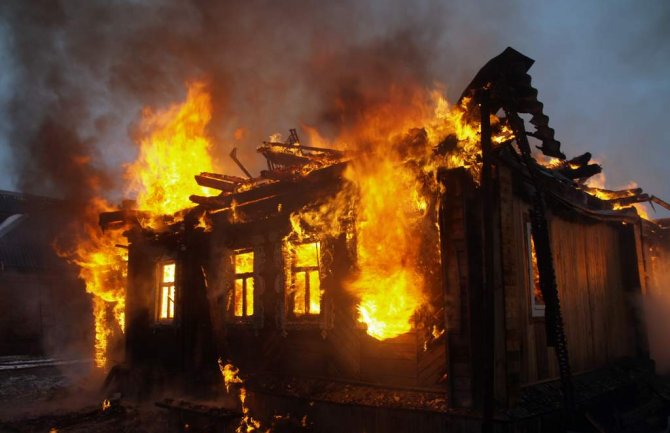 Požari u Rusiji, šetoro djece stradalo 