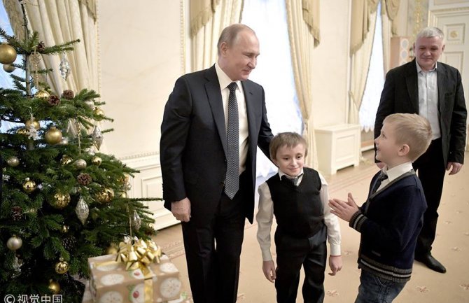 Putin ispunio neobičnu želju oboljelom dječaku (VIDEO)(FOTO)