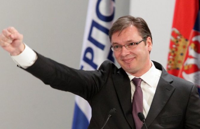 Vučić proglasio ubjedljivu pobjedu na lokalnim izborima