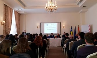 Više od 2 miliona eura za zajedničke projekte CG i Kosova u oblastima zapošljavanja i turizma