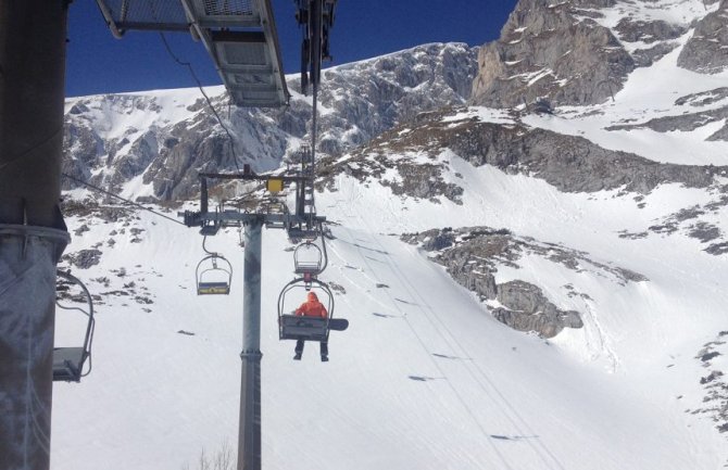 Direktor Turističkog centra Durmitor teško povrijeđen na skijalištu Savin kuk