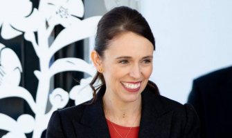 Premijerka Novog Zelanda platila račun ženi koja je zaboravila novčanik u supermarketu