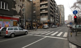 Tuča na pješačkom prelazu u Nišu: Oboreni pješak se obračunao sa vozačem
