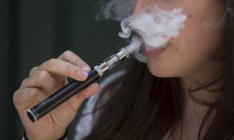 Ministarstvo zdravlja: Zabranjene i elektronske cigarete koje proizvode duvanski dim