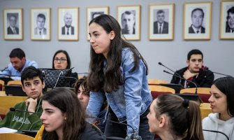 Mladi u Herceg Novom žele bioskop, omladinski centar i više kulturnih sadržaja