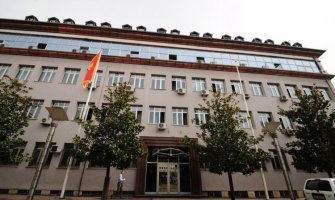 Produžen pritvor osumnjičenom da je prevario banku za 138.000 eura