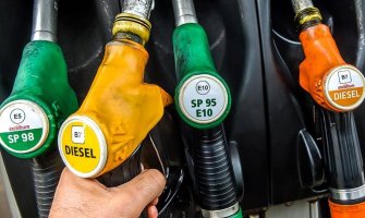 Sve vrste goriva jeftinije dva do četiri centa