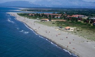 Mladić iz BiH se utopio na Velikoj plaži u Ulcinju