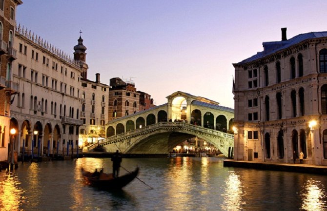 Dvojica turista ukrala gondolu u Veneciji