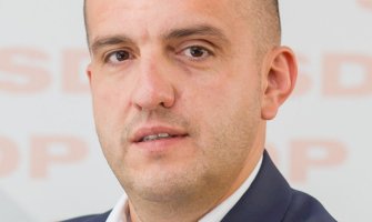 Striković: Montefarm postao sinonim za kažnjavanje svojih zaposlenih
