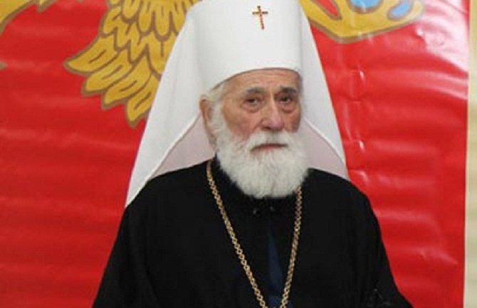 Mitropolit CPC Mihailo tražio od Kašćelana da dozvoli nalaganje badnjaka ispred Cetinjskog manastira
