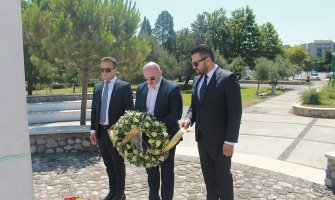 Delegacija Ministarstva za ljudska i manjinska prava odala poštu žrtvama Srebrenice na Pobrežju