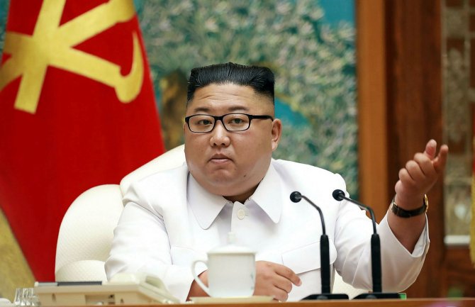 Kim Džong UN ne odgovara na pozive Bajdenove administracije