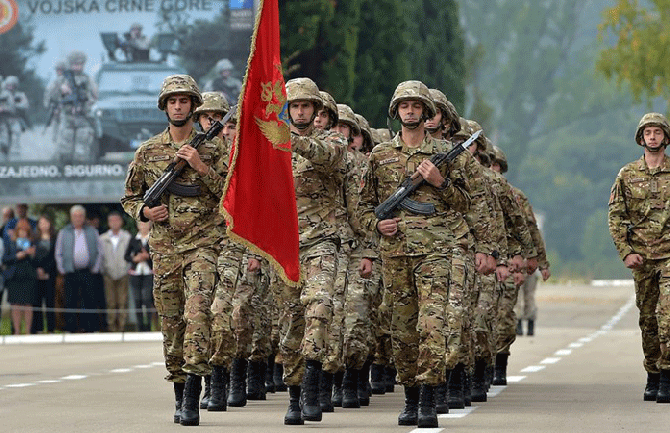 Crnogorski vojnici u NATO snagama za brzo reagovanje