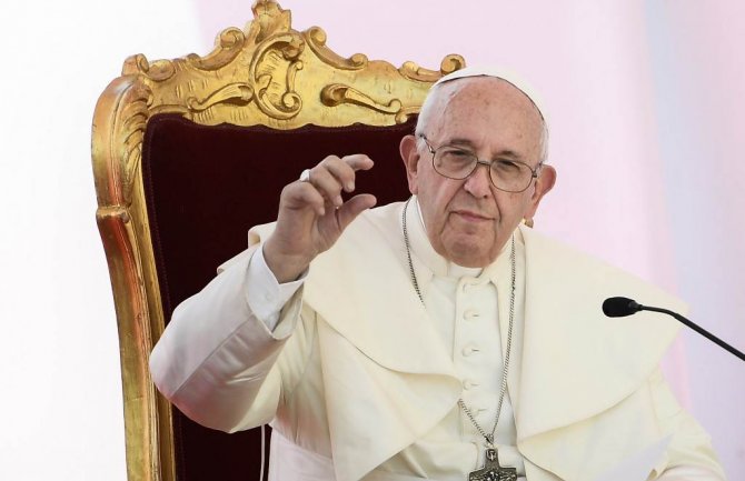 Papa: Homoseksualci su božija djeca i imaju pravo na porodicu