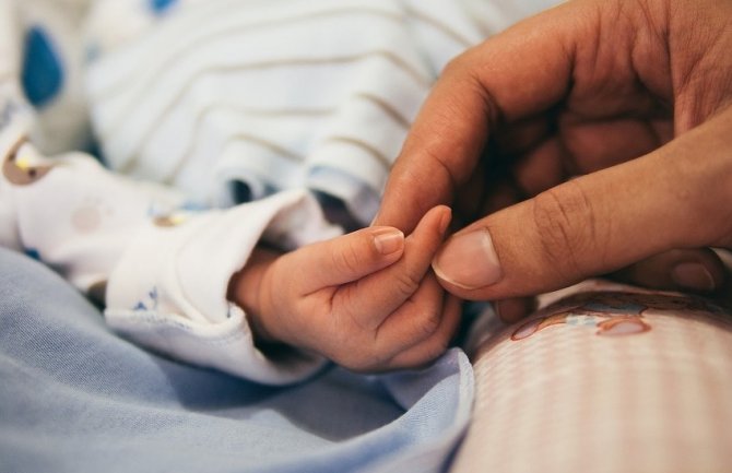 Prošle godine postupkom vantjelesne oplodnje rođene 62 bebe,ove godine 30% manje postupaka
