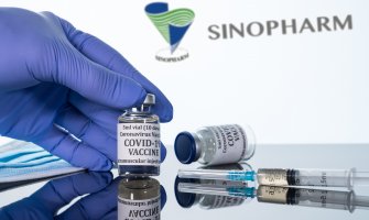 Dvije doze Sinofarm vakcine štite četiri do šest mjeseci, kod nekih ljudi i do osam