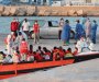 Utopila se 23 migranta kod obale Tunisa, 70 ih spašeno
