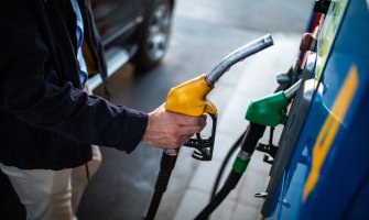 Sve vrste goriva jeftinije od dva do sedam centi