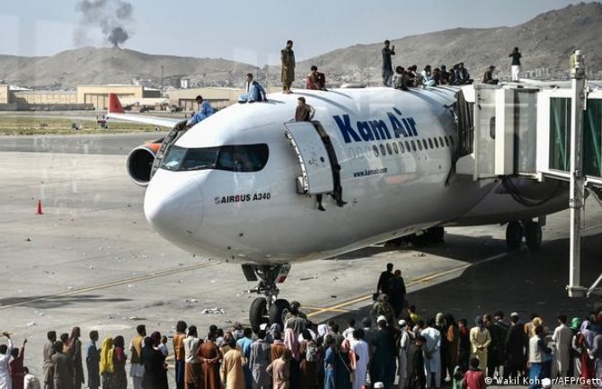 U metežu u blizini aerodroma u Kabulu poginulo sedam Avganistanaca