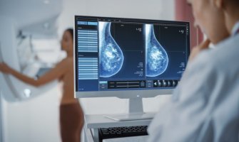 FDA: Uvećani limfni čvorovi posle buster doze vakcine vidljivi i na mamografu