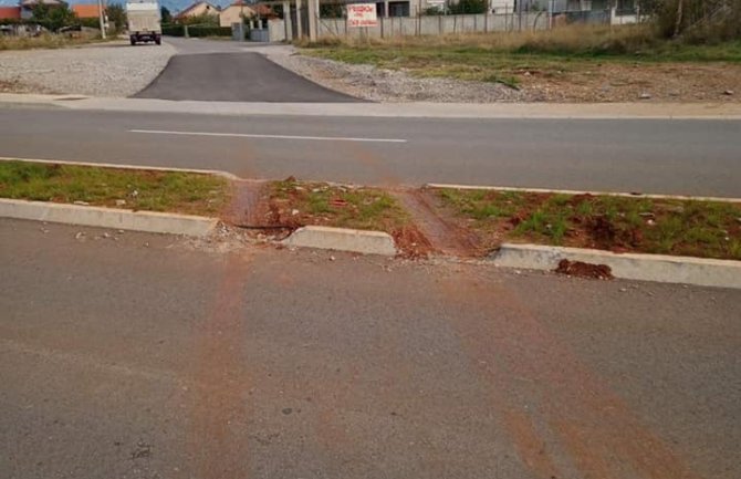 Podgorica: Uništio ivičnjake nove obilaznice da ne bi vozio do kružnog toka (FOTO)