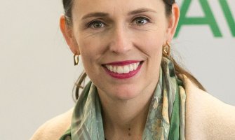 Premijerku Novog Zelanda prekinula ćerka, nastao smijeh (VIDEO)