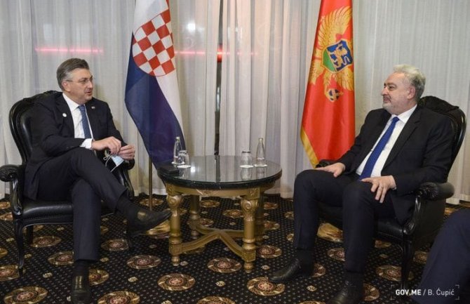 Krivokapić sa Plenkovićem: Trebalo bi unaprijediti trgovinsku razmjenu između Hrvatske i Crne Gore