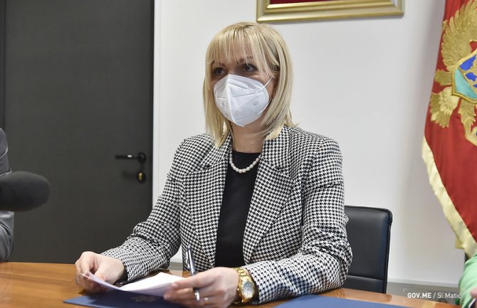 Borovinić Bojović: Korona nas je više puta iznenadila, nadamo se da više neće