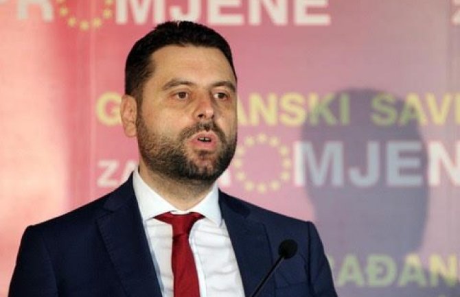 Vujović: SDP na Cetinju traži podršku građana, a ne partija
