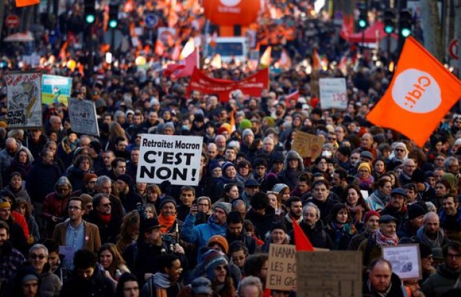 Francuska: Demonstracije protiv Makronove reforme penzionog sistema