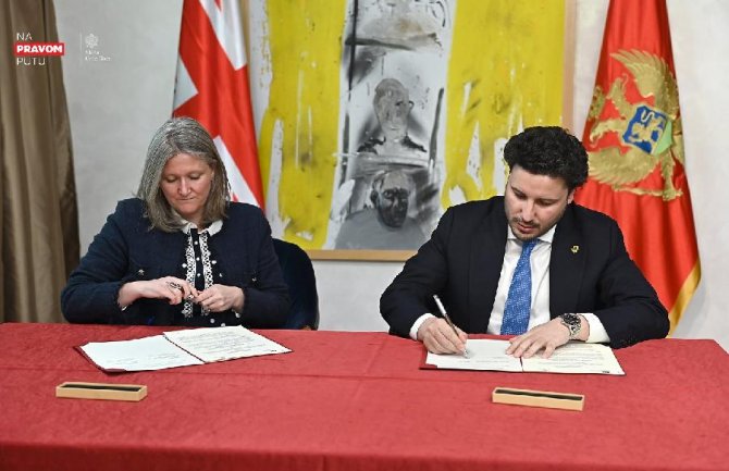 Abazović i Medoks potpisali Memorandum iz oblasti sajber bezbjednosti