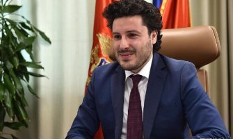 Abazović čestitao Bajram: Neka zavlada mir, ljubav i pravda među svim ljudima