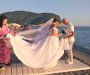 Ljubav sa plaže ovječkovječena na istom mjestu: U Buljaricama vjenčanje za pamćenje