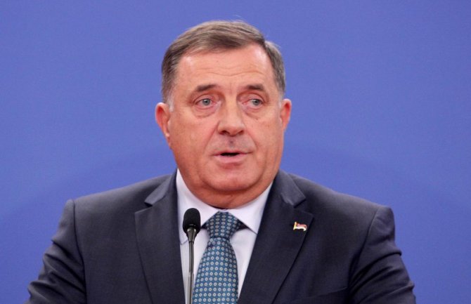 Dodik: Bajden obmanjuje javnost, širi strah i priziva rat