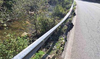 Odron na regionalnom putu Slijepač Most - Pljevlja ugrožava saobraćaj