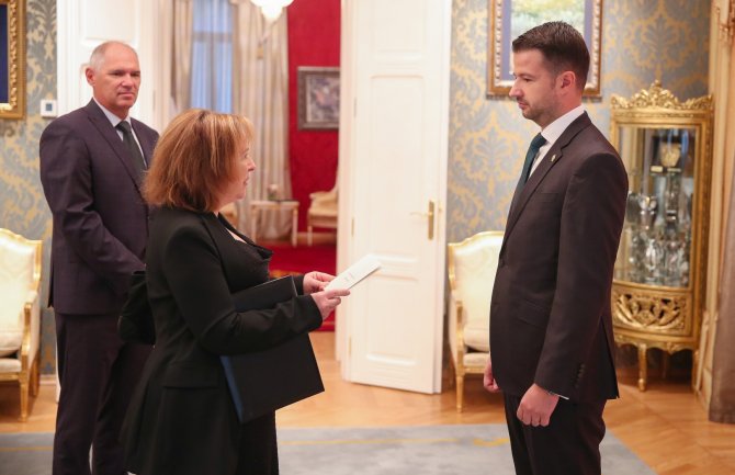 Milatović primio akreditivna pisma novoimenovanih ambasadorki Slovenije i Francuske