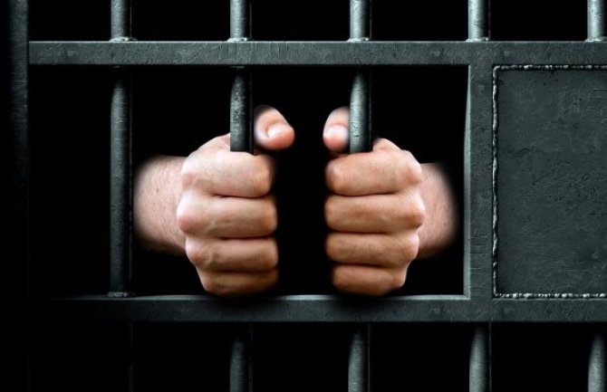 Zatvorenik tvrdi da mu je komandir u spuškom zatvoru prijetio: 