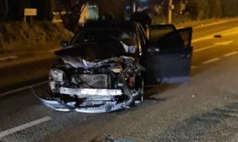 Saobraćajna nezgoda u Rakonjama: Povrijeđeno više osoba