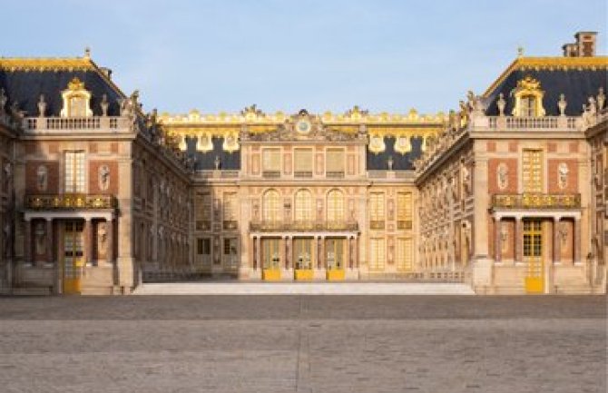 Prijetnje bombom u Versajskom dvorcu