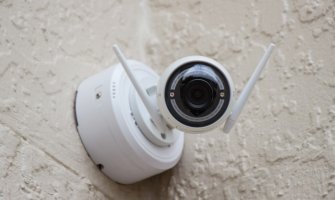 Kosovo uklanja “misteriozne” kamere u srpskim sredinama