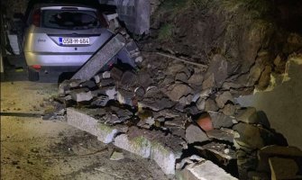 U Zenici povrijeđene četiri osobe, oštećene fasade, odroni na putevima