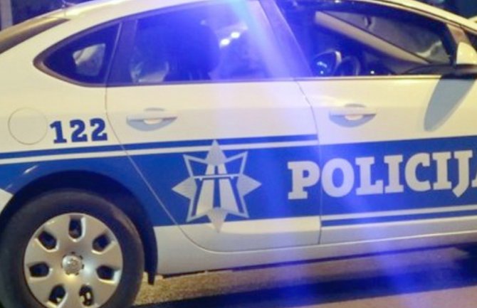 Policija pretresom kuće u Pljevljima pronašla pušku i više komada municije