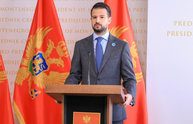 Iznenađen odlukom da Zenović predvodi listu PES-a, državni interes najvažniji